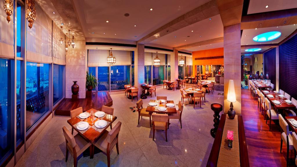 The Taj Mahal Tower, Mumbai Hotel Kültér fotó The restaurant
