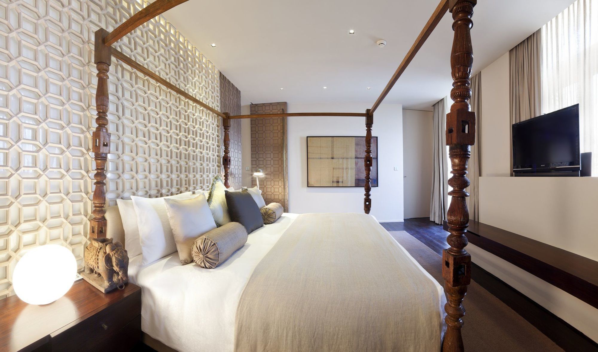 The Taj Mahal Tower, Mumbai Hotel Kültér fotó A bedroom at The Imperial